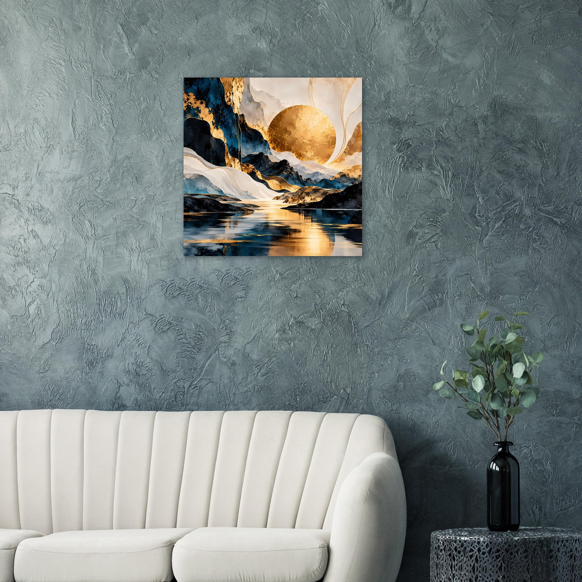Quadratisches Kunstposter mit abstraktem Landschaftsmotiv in Blau, Schwarz und Gold