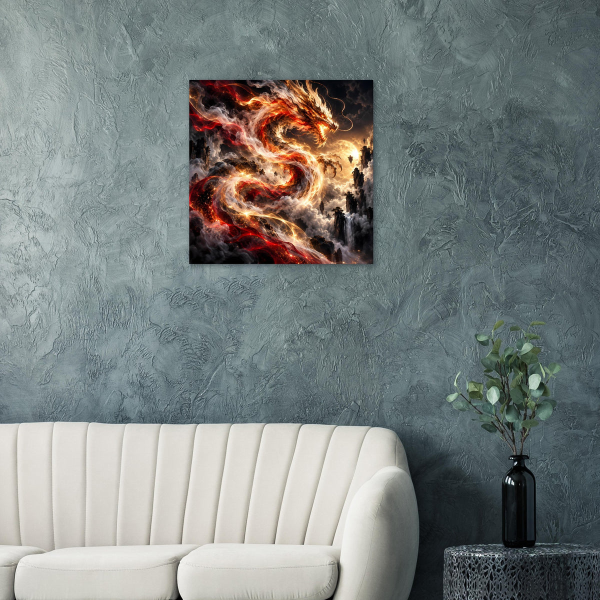 Quadratisches Fantasy-Poster mit Drachen in Rot und Gold, glühende Konturen und Rauchspuren