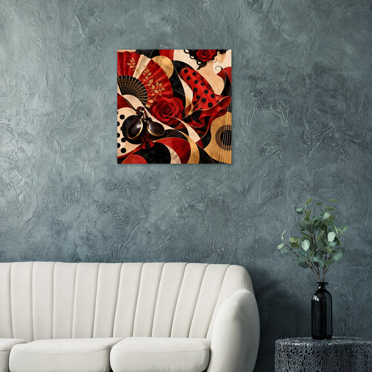 Quadratisches Poster mit rotem Flamenco-Design: Rosen, Fächer, schwarze und goldene Akzente.