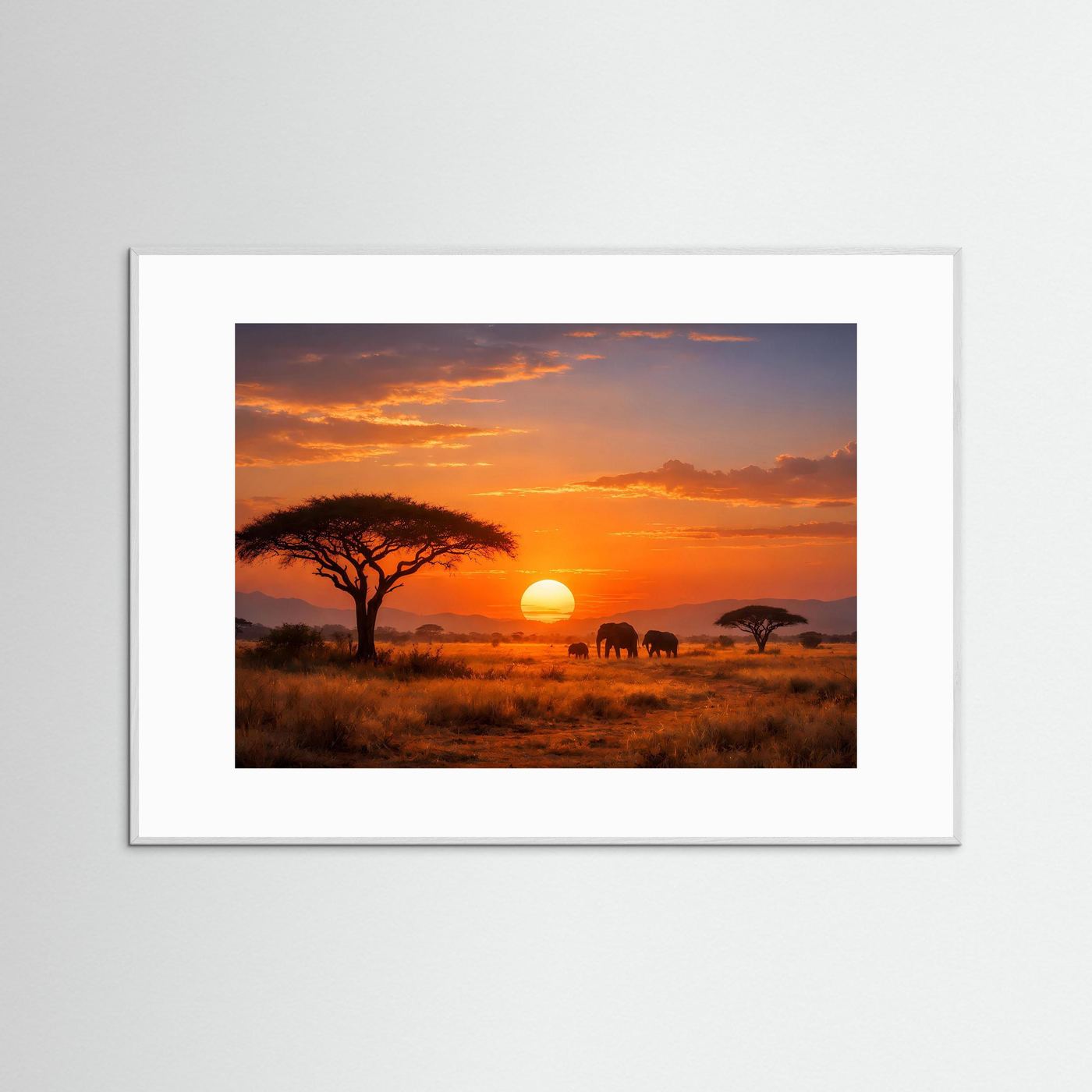 Afrikanisches Savannenposter mit Elefanten im Sonnenuntergang, weißer Rahmen