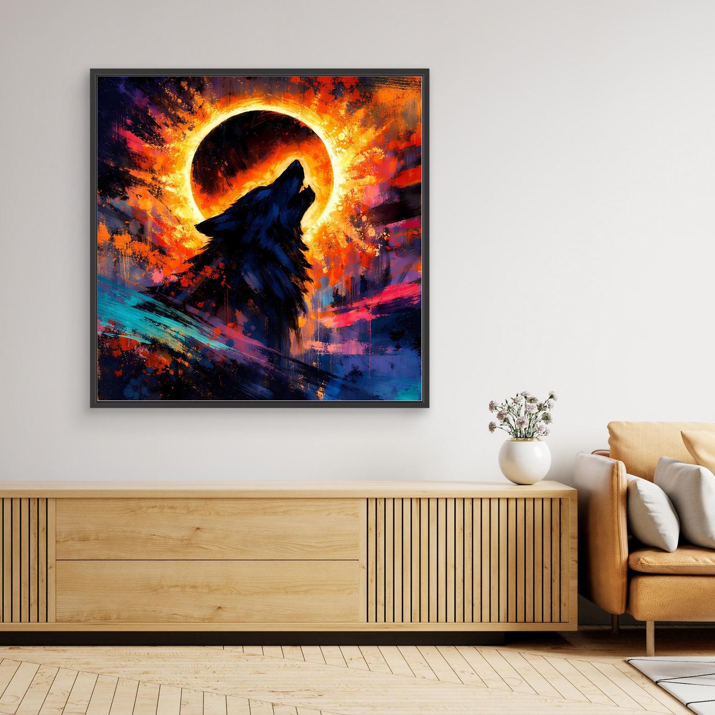 Leinwand-Wandbild mit heulendem Wolf im dunklen Rahmen und leuchtender Sonnenfinsternis