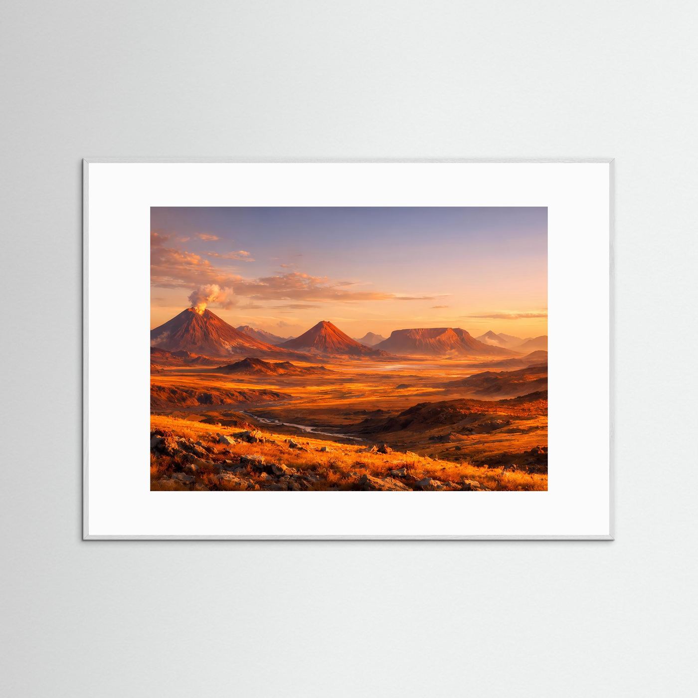 Bergposter im Querformat mit weißem Holzrahmen und weißem Passepartout