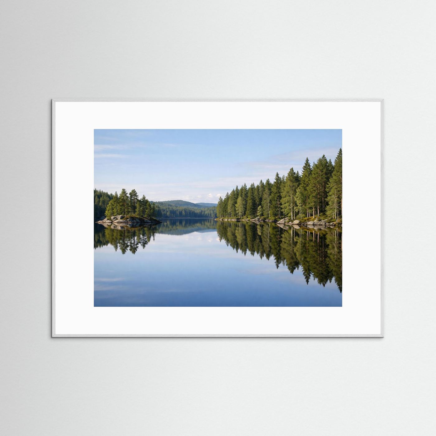 Idyllischer Waldsee in Skandinavien | Panorama See & Natur Poster Querformat