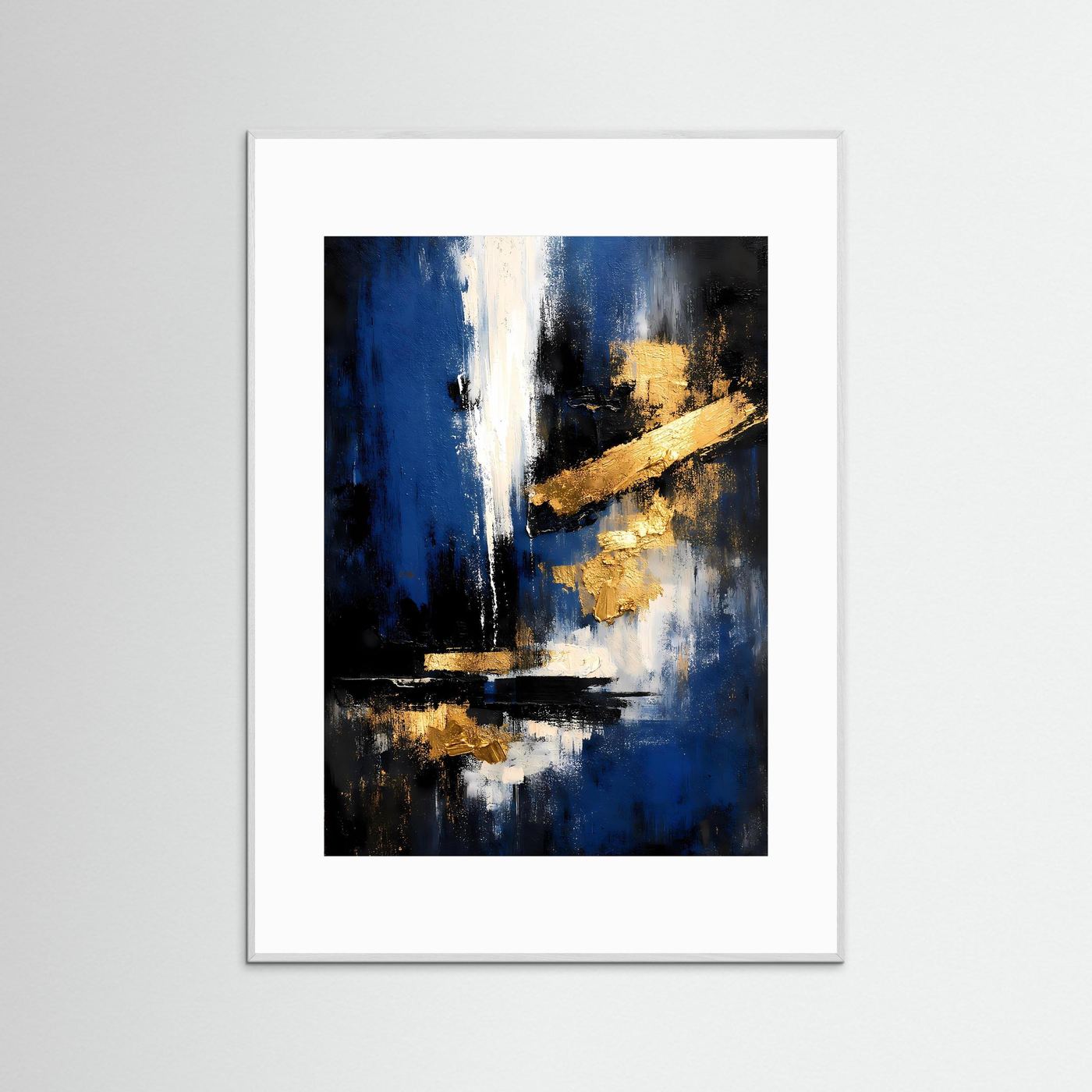 Hochformatiges abstraktes Kunstposter mit blauen und goldenen Akzenten, weiß gerahmt
