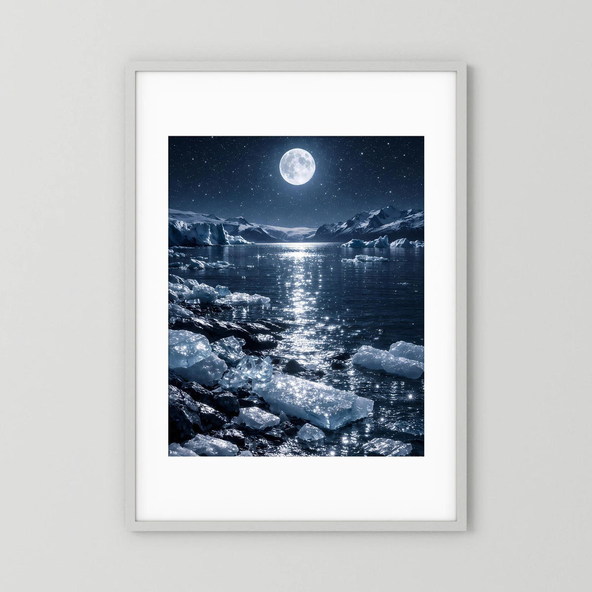 Poster Hochformat: Mond über Eismeer, Nachtlandschaft, weißer Rahmen