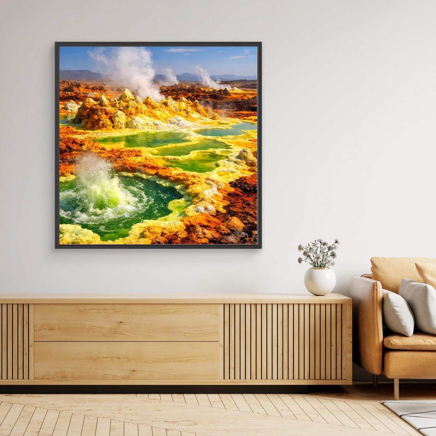 Leinwandbild mit dunklem Rahmen, grelle Quellenlandschaft mit Rauch und dampfenden Becken