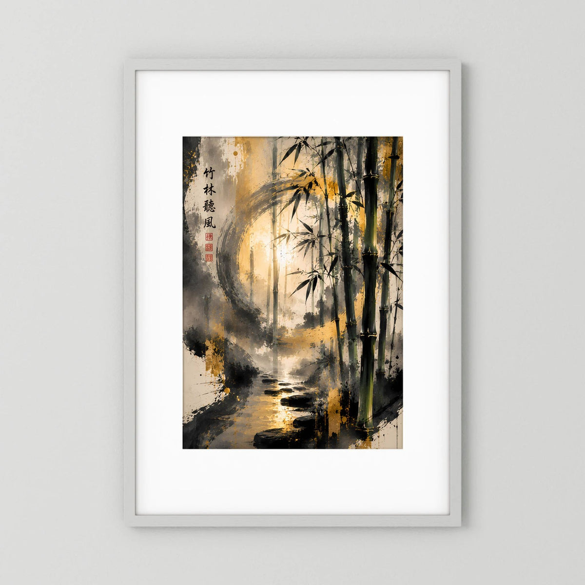 Hochformatiges Kunstposter mit Zen-Bambuswald und goldener Tuschemalerei, gerahmt