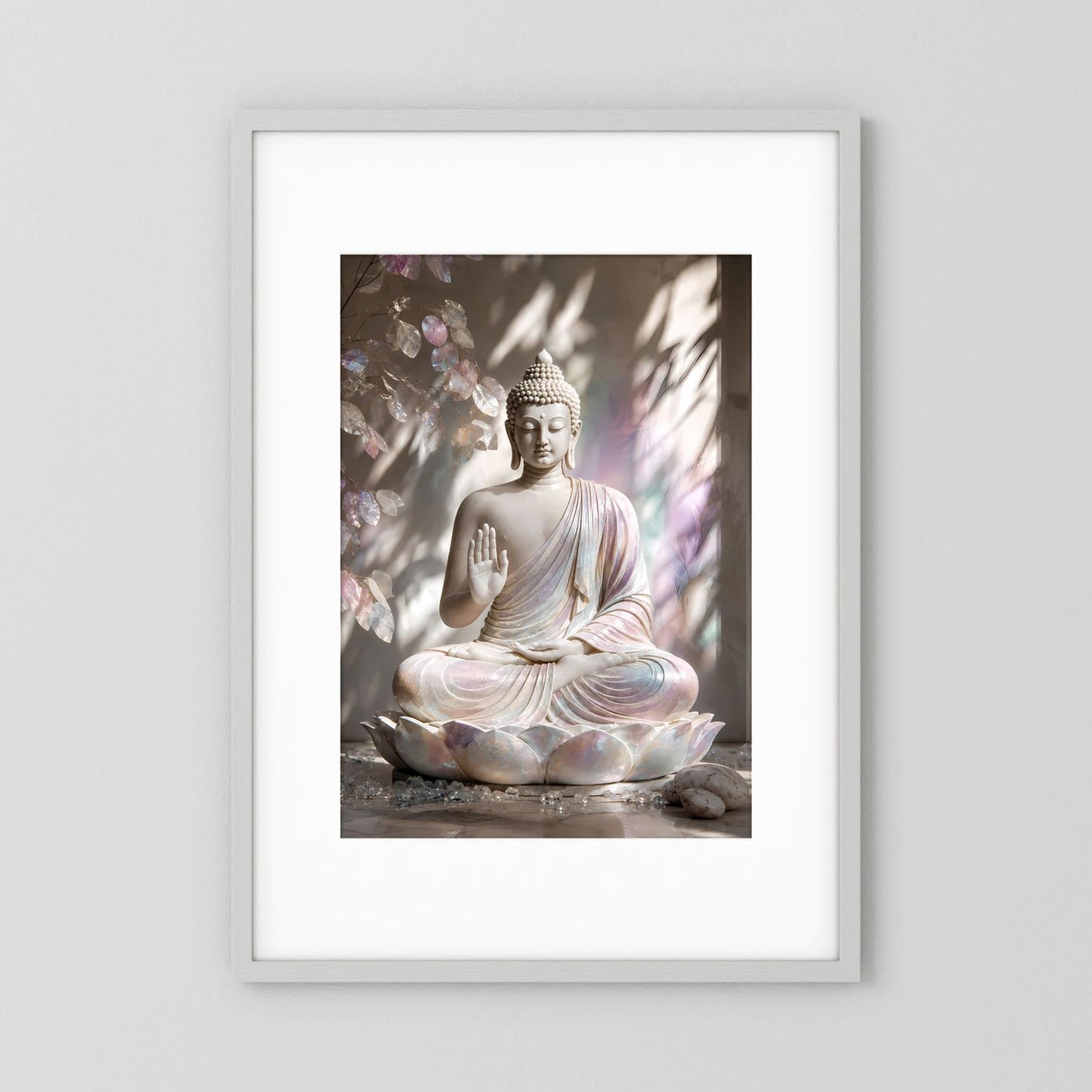 Poster mit sitzendem Buddha auf Lotus in Perlmutt, Pastell- und Cremetönen