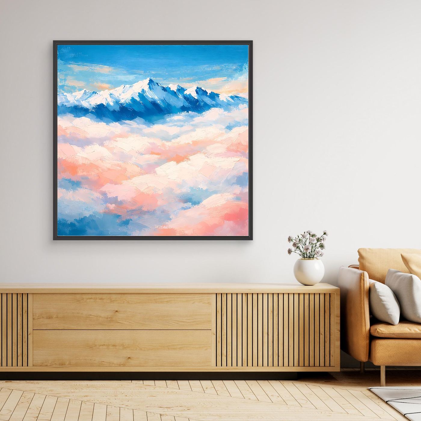 Wandbild mit schneebedeckten Bergen über Wolken, schwarzer Rahmen