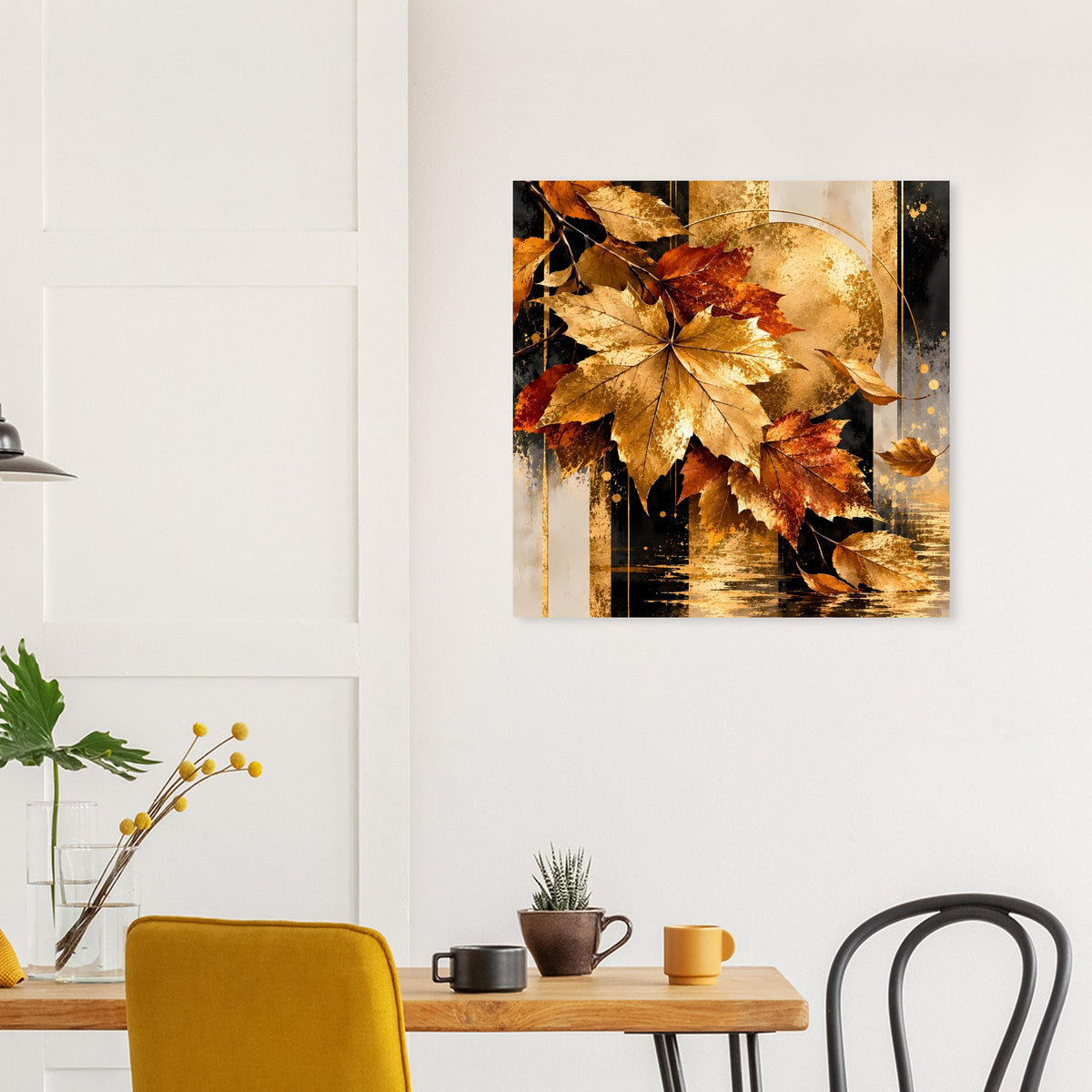 Herbstliches Wandposter mit Ahornblättern, goldenen Farbtönen und Wasserreflexion