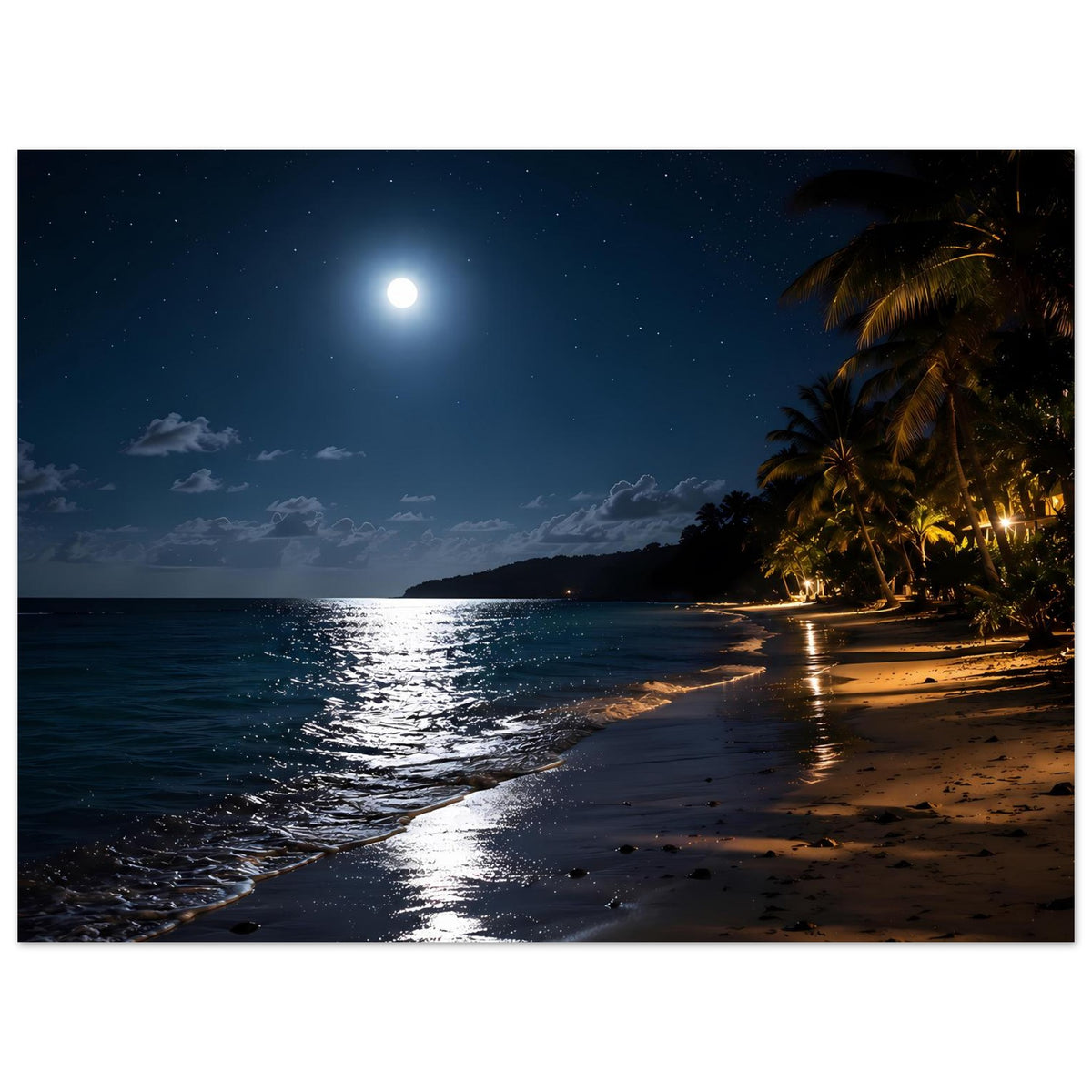 Strandposter bei Nacht: Vollmond über ruhigem Meer, spiegelndes Ufer und Palmen