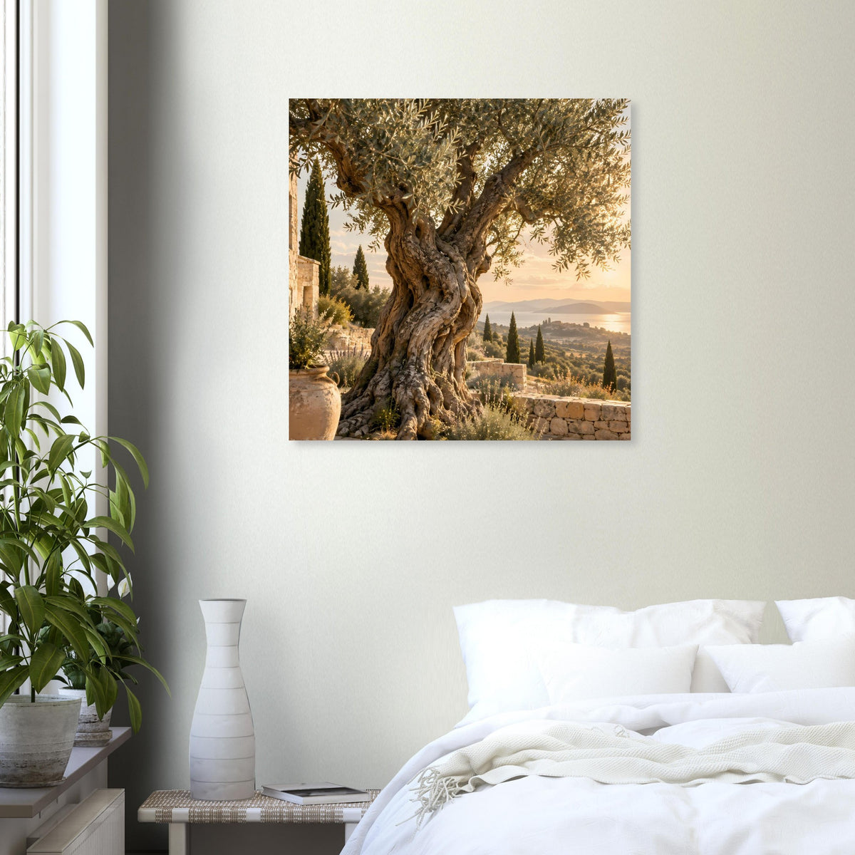 Wandposter mit Olivenbaum und Küstenhügeln, goldene Beleuchtung