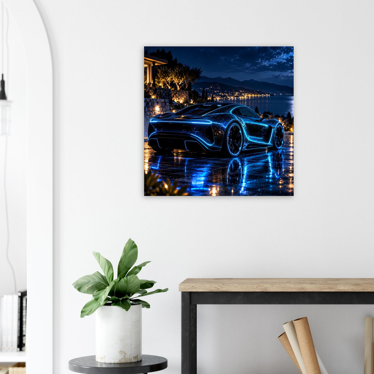 Poster mit blauem Neon-Sportwagen, nächtliche Kulisse und Reflexionen auf der Fahrbahn