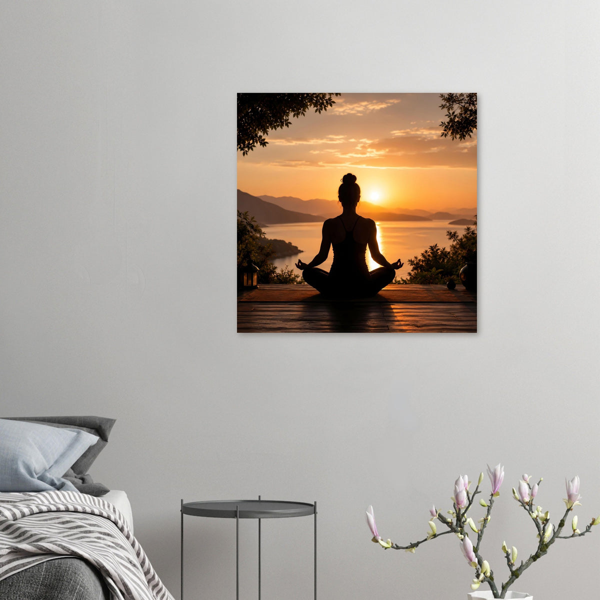 Kleines Meditationsposter im Querformat mit Silhouette einer Person im Lotussitz bei Sonnenuntergang