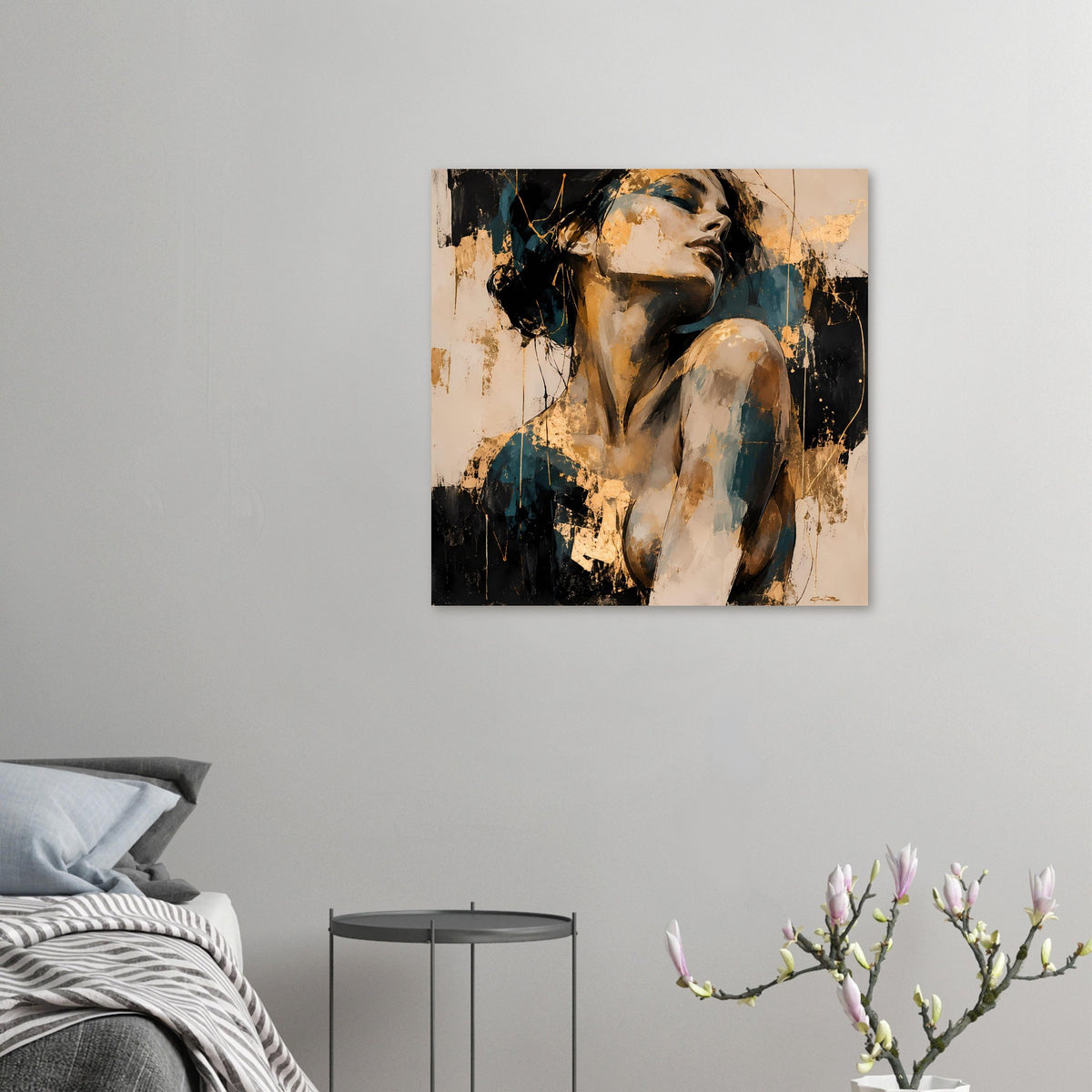 Kleines, gerahmtes Kunstposter mit abstrakter Aktfrau in warmen Erdtönen und Goldakzenten