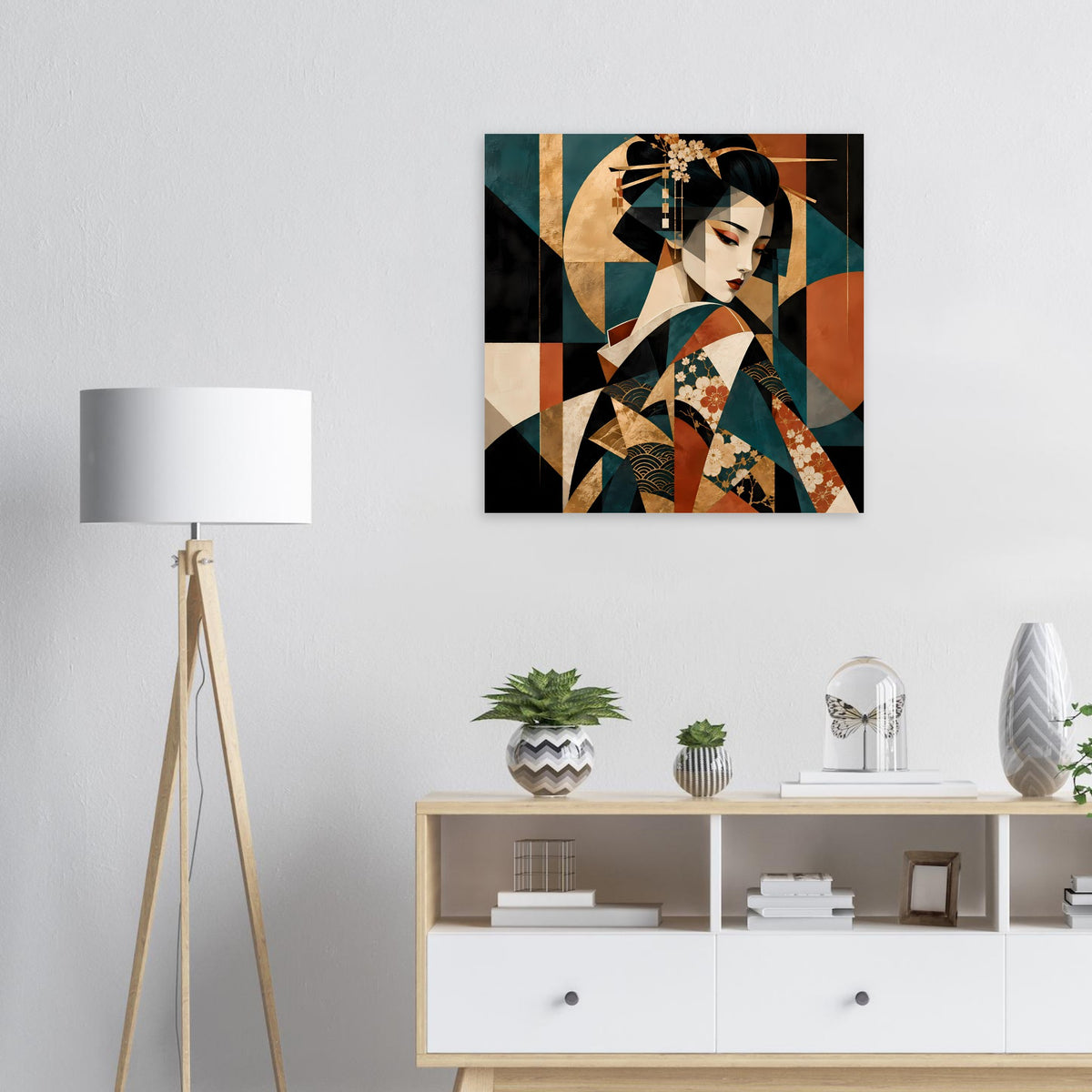 Quadratisches Kunstposter: Geisha mit Blumen im Haar, Gold-, Türkis- und Rottöne.