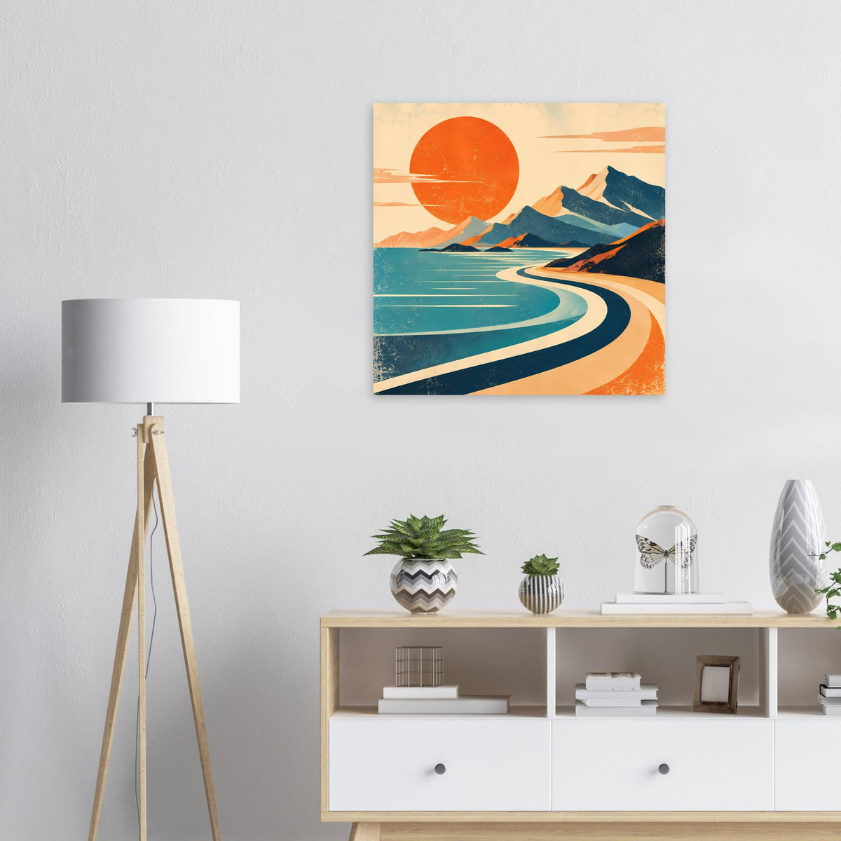 Vintage-Poster mit orangefarbener Sonne, türkisblauem Fluss und blauen Bergen