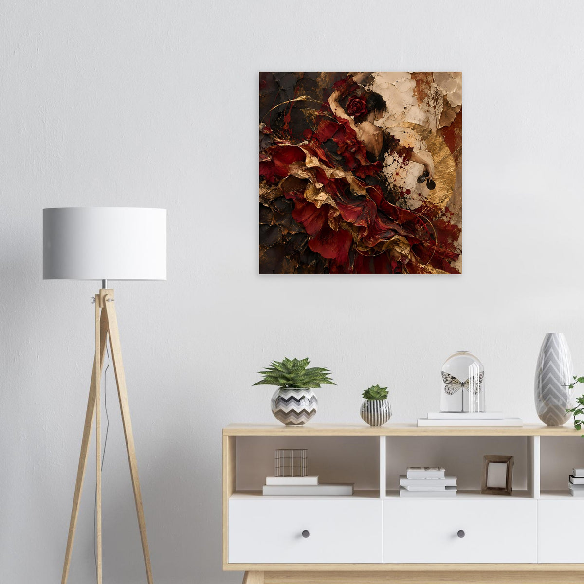 Wandposter mit abstrakter Rosen- und Flamenco-Komposition in Rot, Gold und Dunkelbraun