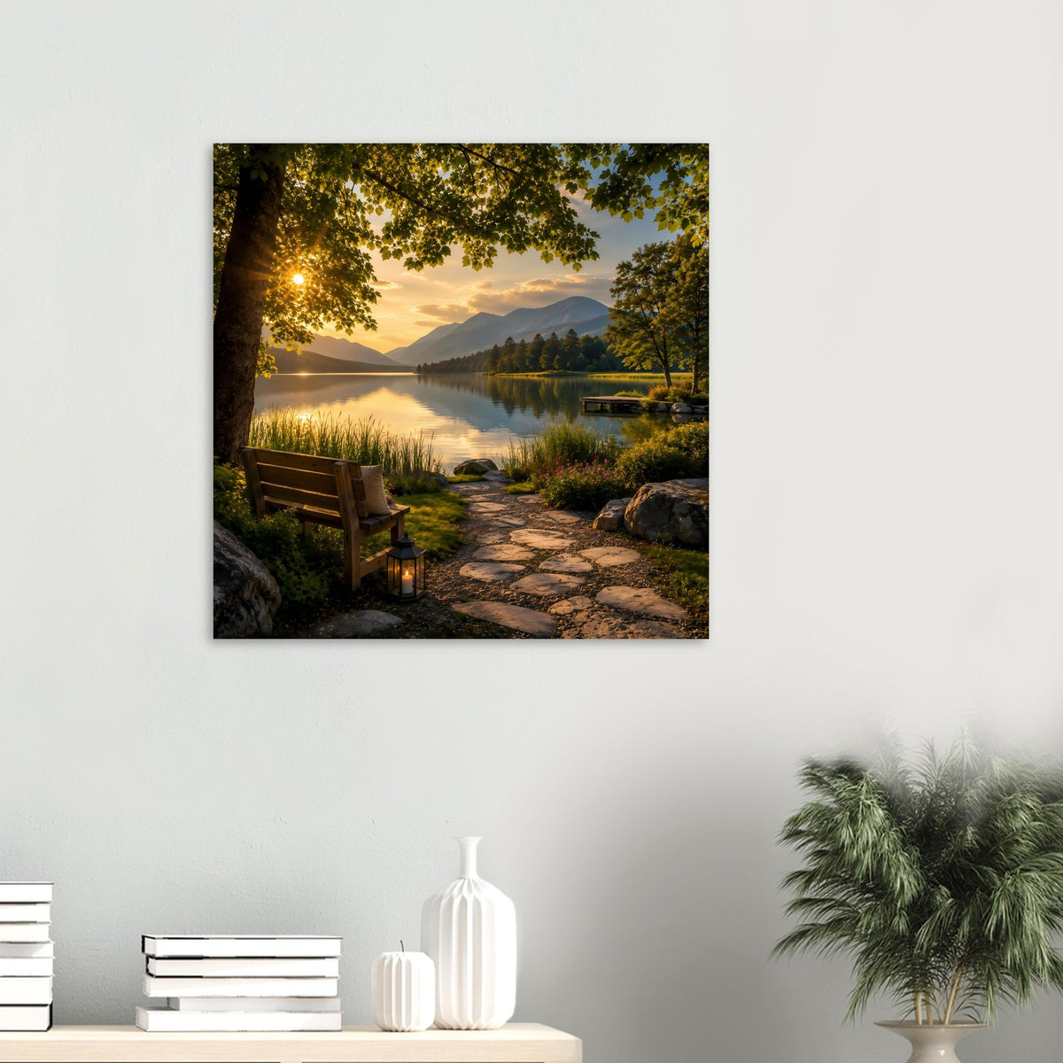 Naturposter: See bei Sonnenuntergang, Bank und Natursteinpfad am Ufer
