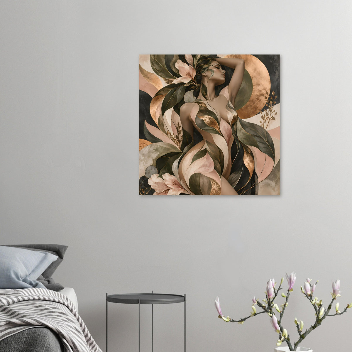 Kleines Poster mit botanischem Frauenakt und Blättern, Erdtöne mit goldenen Akzenten
