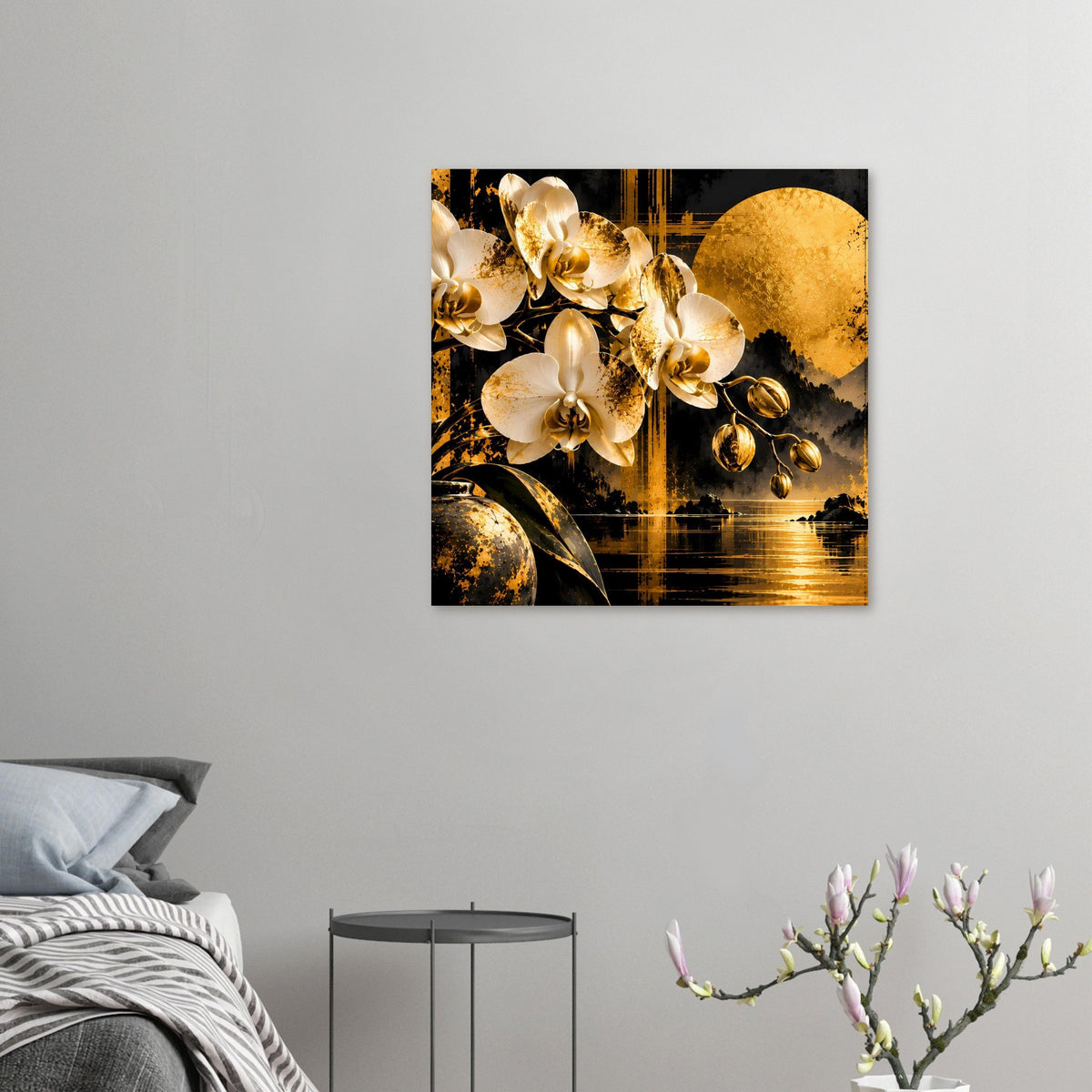 Orchideenposter klein: weiße Orchideenblüten, goldene Mondsichel und Wasserreflexe