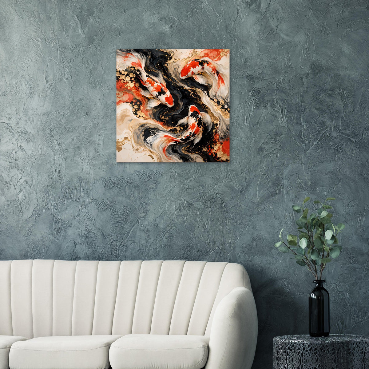 Quadratisches Kunstposter mit Koi-Fischen in Schwarz, Weiß und kräftigem Rot