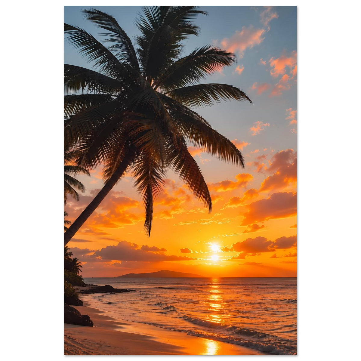Poster: Palme links, orangefarbener Sonnenuntergang und Meer im Hintergrund.