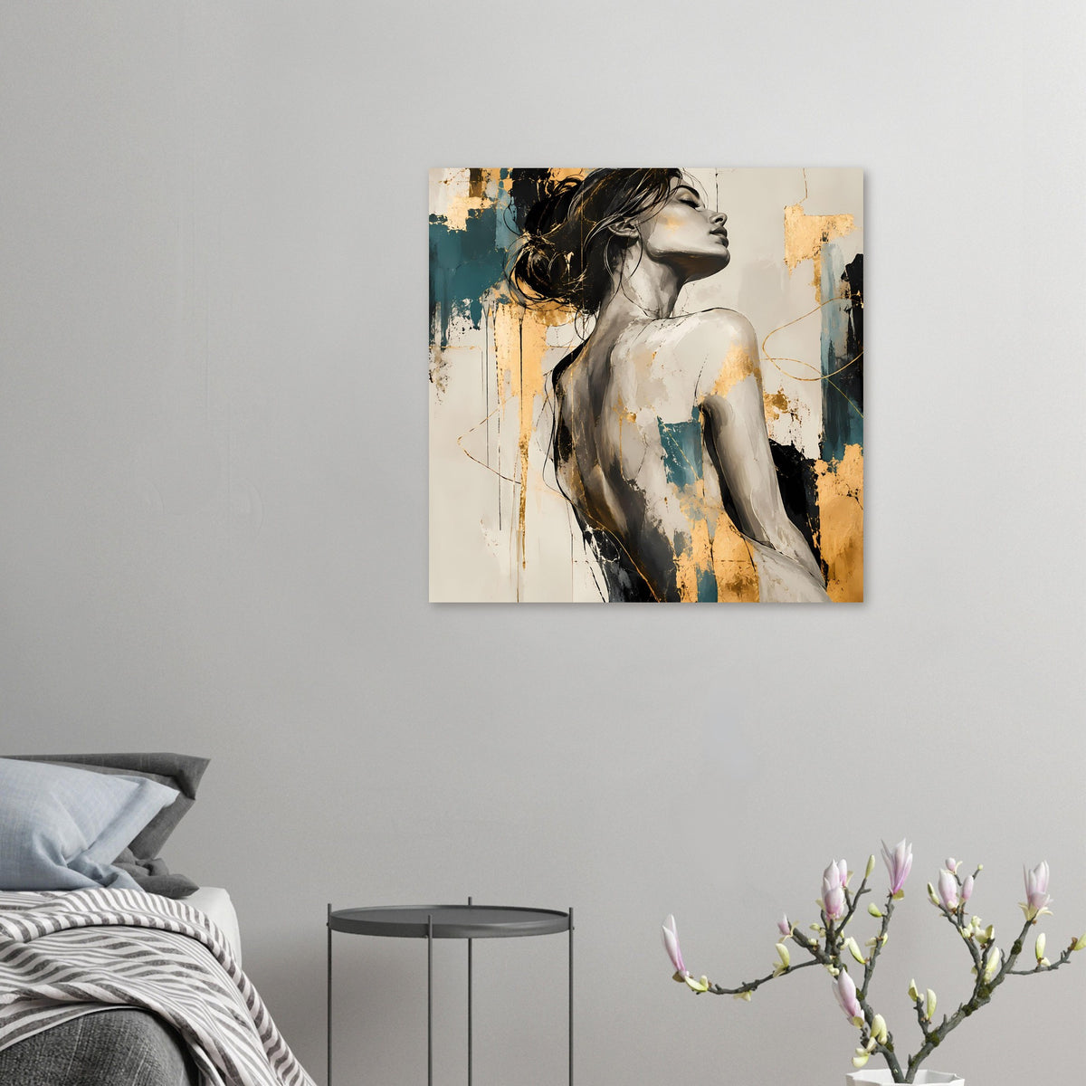Kunstposter mit Frauenporträt in Grau und Petrol, schwarzes Haar, goldene Farbspritzer.