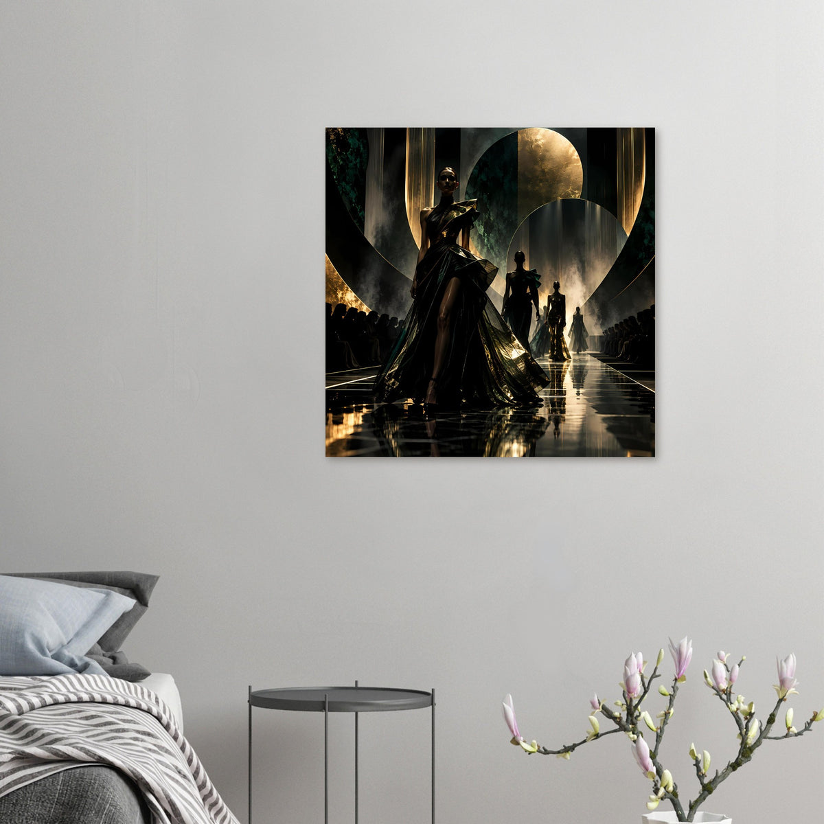Poster im Raum: Laufsteggrafik mit dunklen Models, goldenen Halbkreisen und reflektierendem Boden
