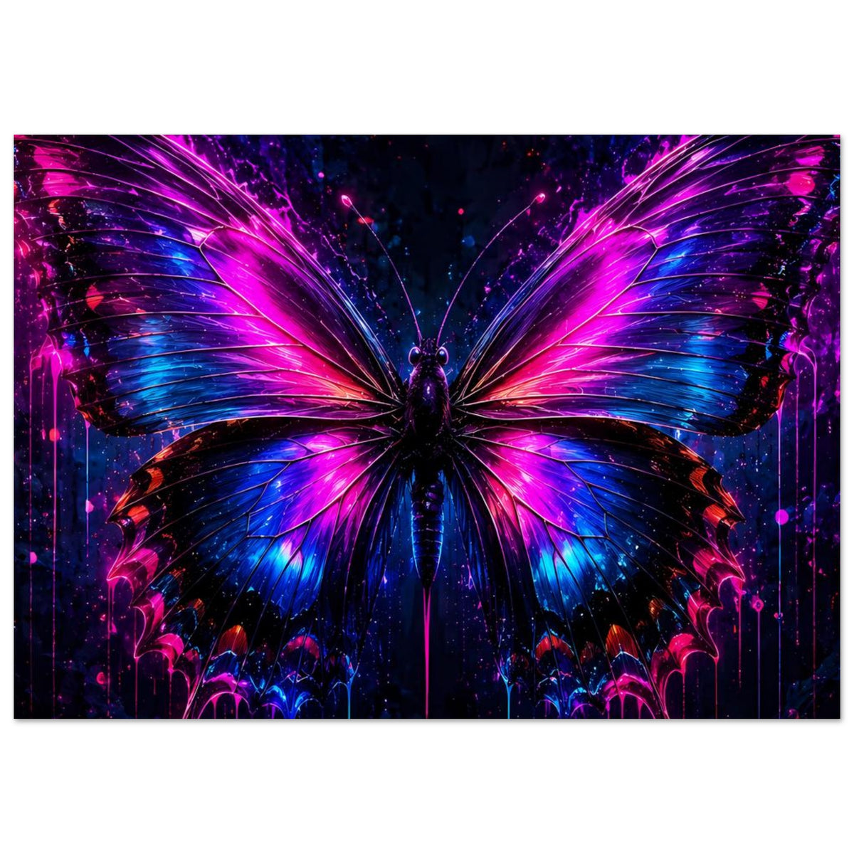 Neon-Schmetterling Poster, zentrales Motiv mit leuchtenden Flügeln und violetten Highlights