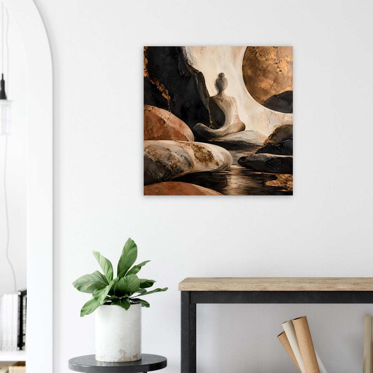 Quadratisches abstraktes Poster, warmes Beige, Braun und Schwarz, matt, mit dunklen Formen