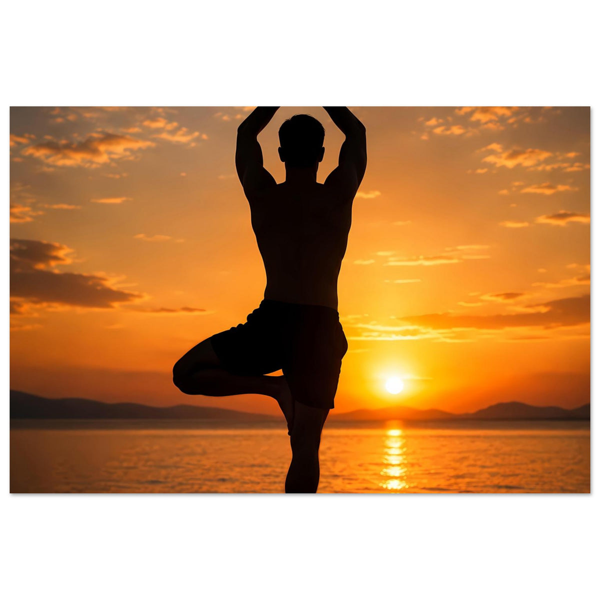 Yoga-Wandposter mit schwarzer Yogafigur in Balancierpose vor untergehender Sonne