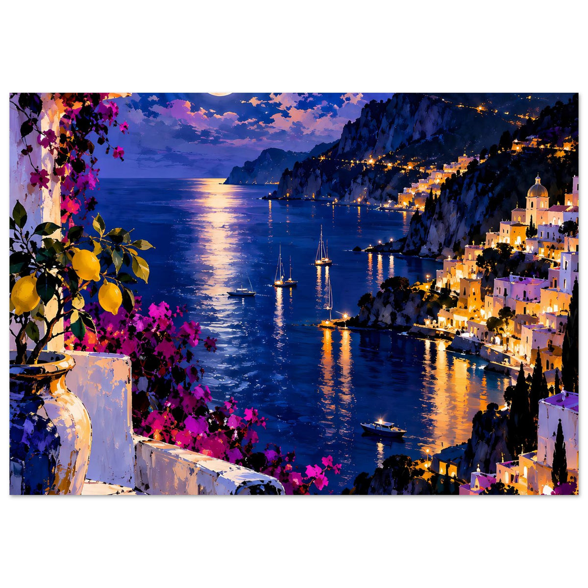 Beleuchtetes Küstendorf bei Nacht mit Bougainvillea-Blüten