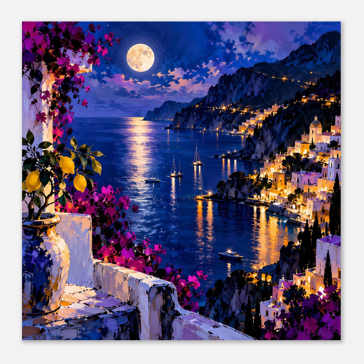 Beleuchtetes Küstendorf bei Nacht mit Bougainvillea-Blüten