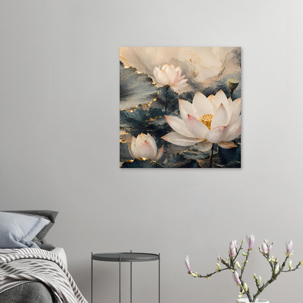 Lotusblumen-Poster mit Goldakzenten, quadratisches Wandbild
