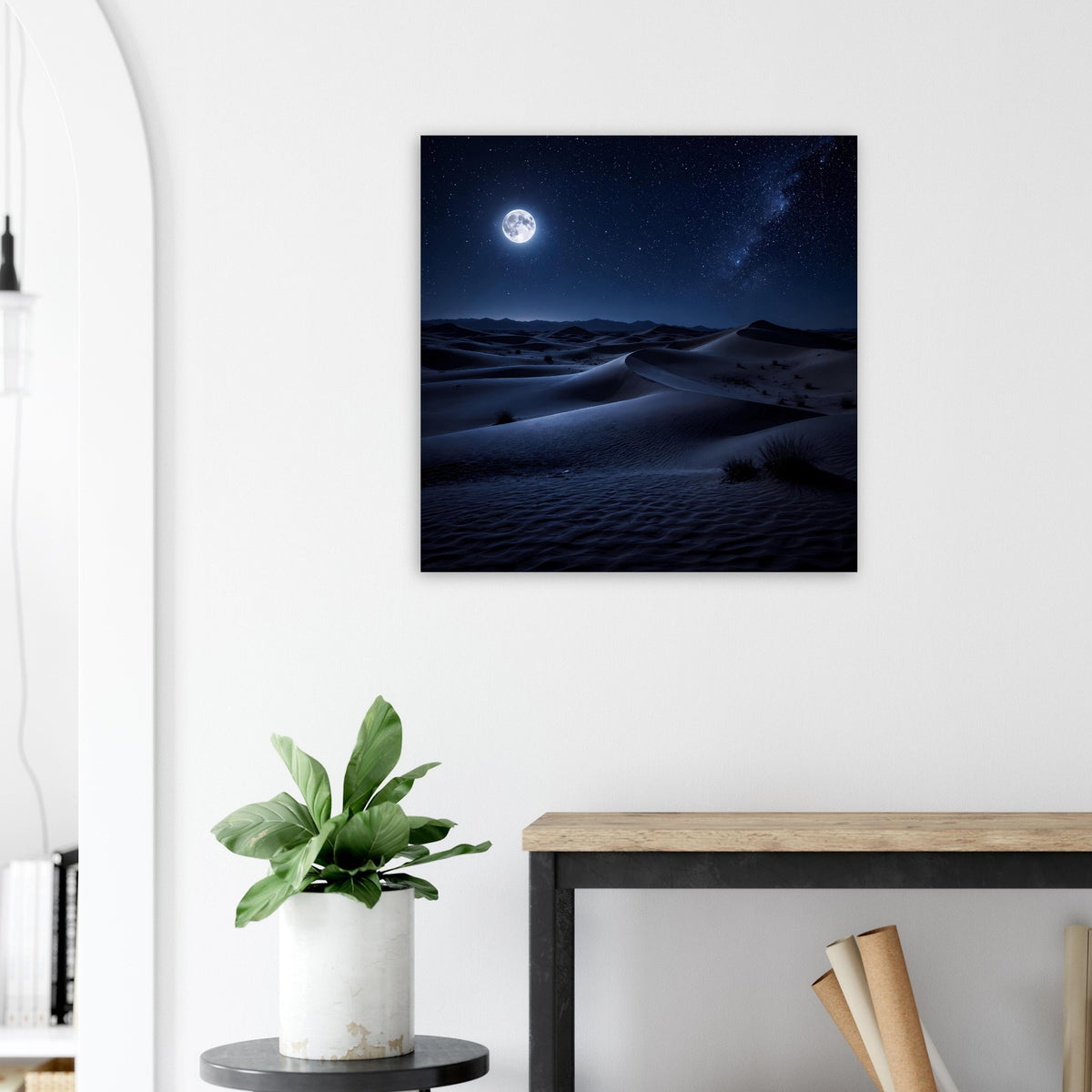 Wüstenlandschaftsposter: Mond über nächtlichen Sanddünen mit Sternen