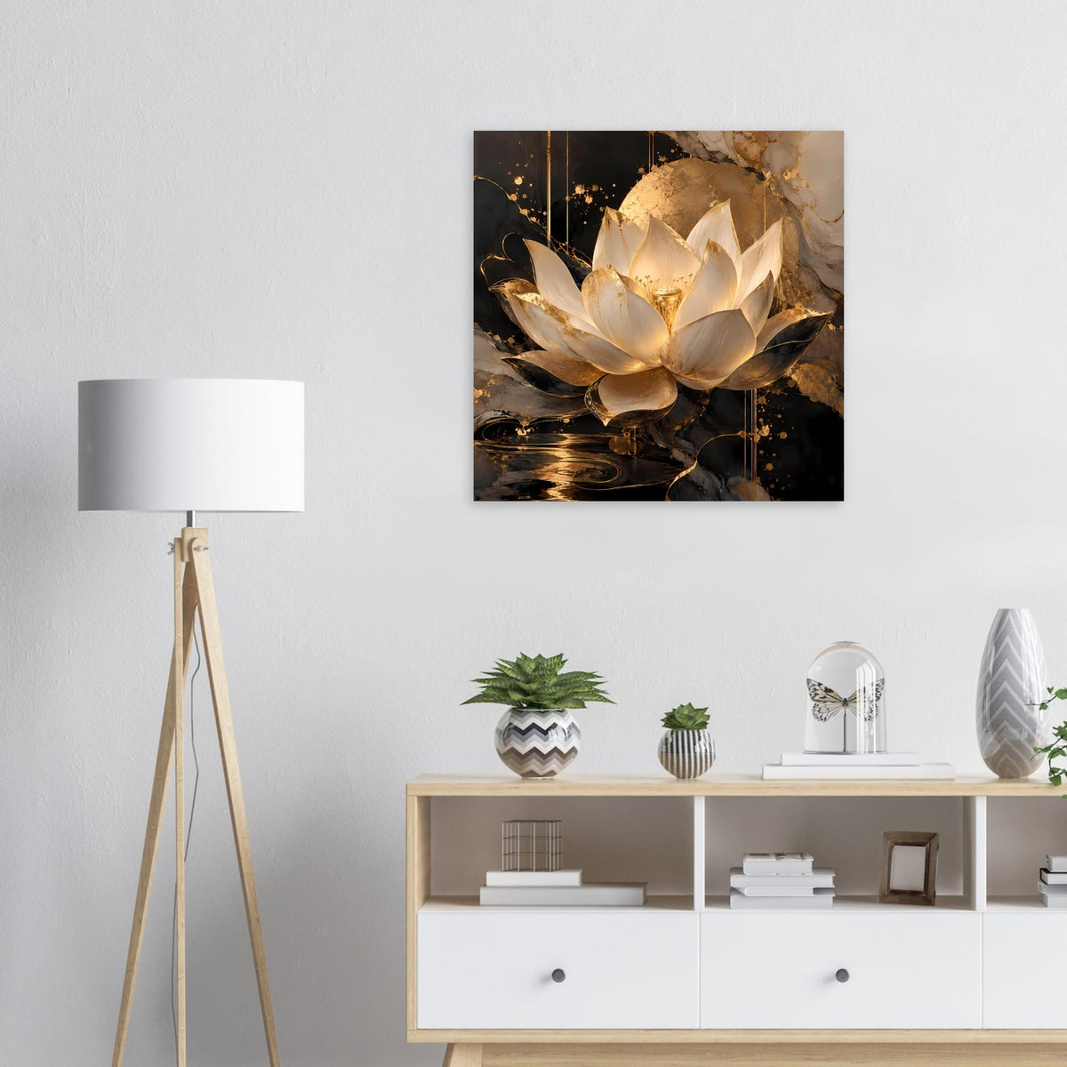 Wandposter mit gold- und elfenbeinfarbenem Lotus auf dunklem, kunstvollem Hintergrund