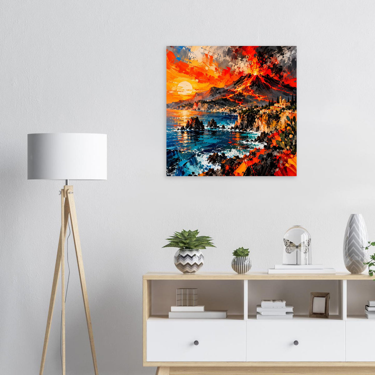 Quadratisches Poster mit Vulkan-Ausbruch, orange-roter Lava, Rauchwolken und blauem Wasser