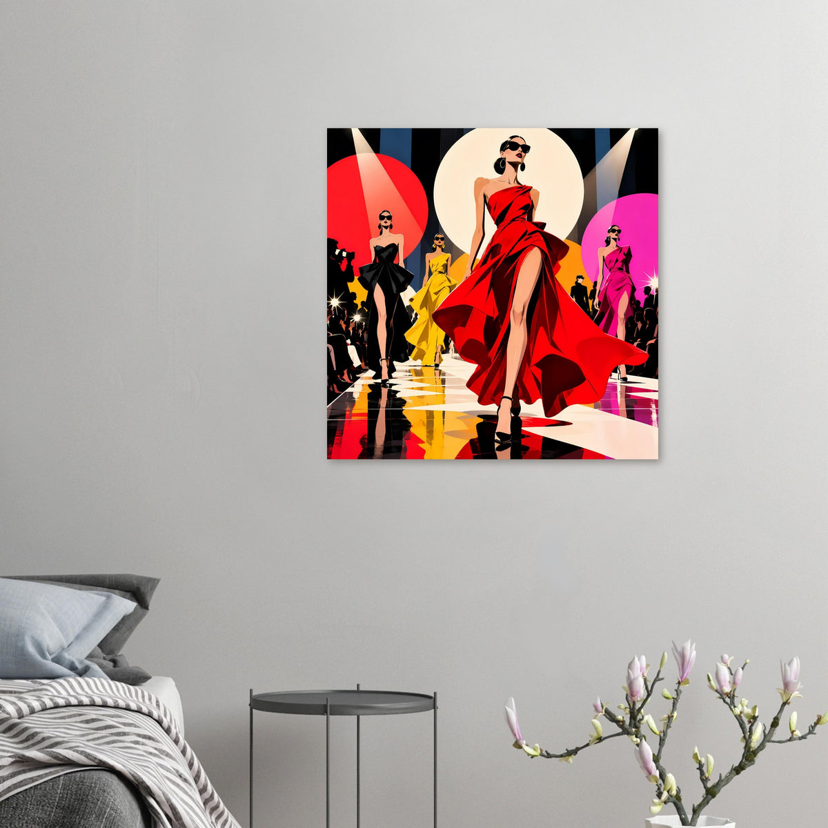 Pop-Art-Fashionposter mit rotem Kleid auf dem Laufsteg, Miniansicht im Wohnraum