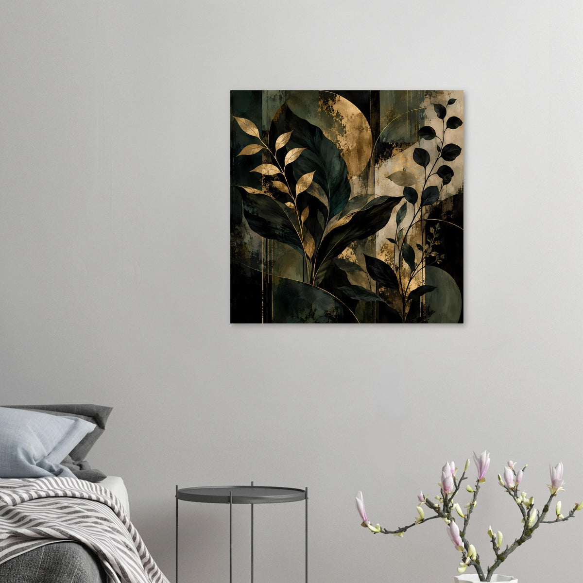 Kleines Kunstposter an der Wand mit botanischen Blättern in Dunkelgrün und Gold
