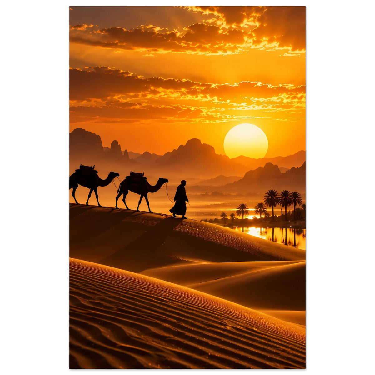 Premium-Poster im Hochformat: Dromedare in der Wüste, untergehende Sonne über Sanddünen.