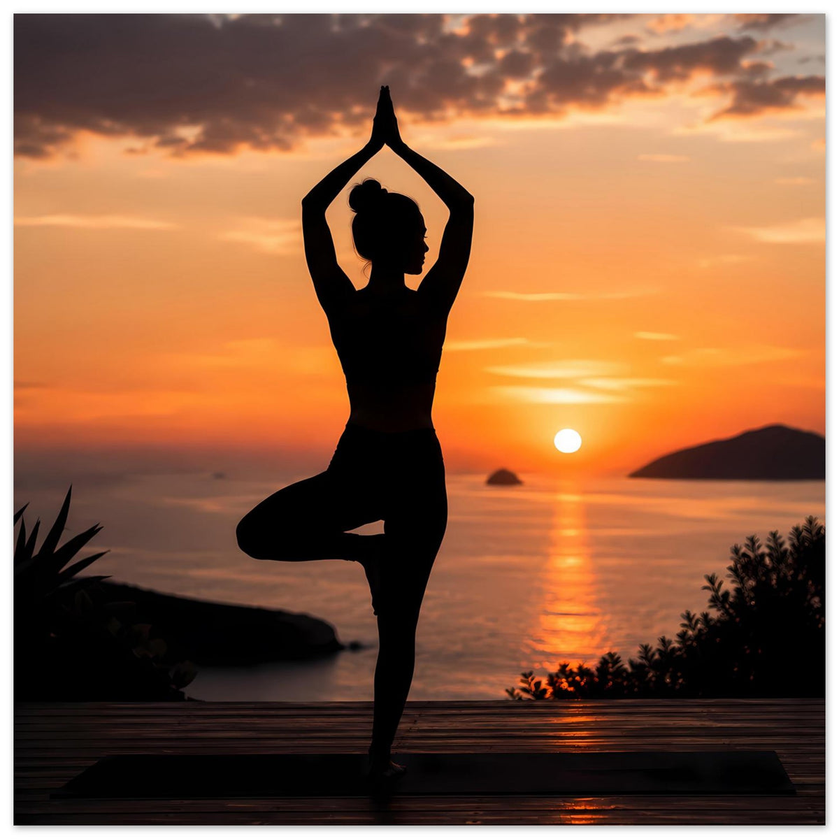 Yoga-Pose-Poster, schwarze Silhouette vor Meer und Sonne, Sonnenuntergang, horizontal