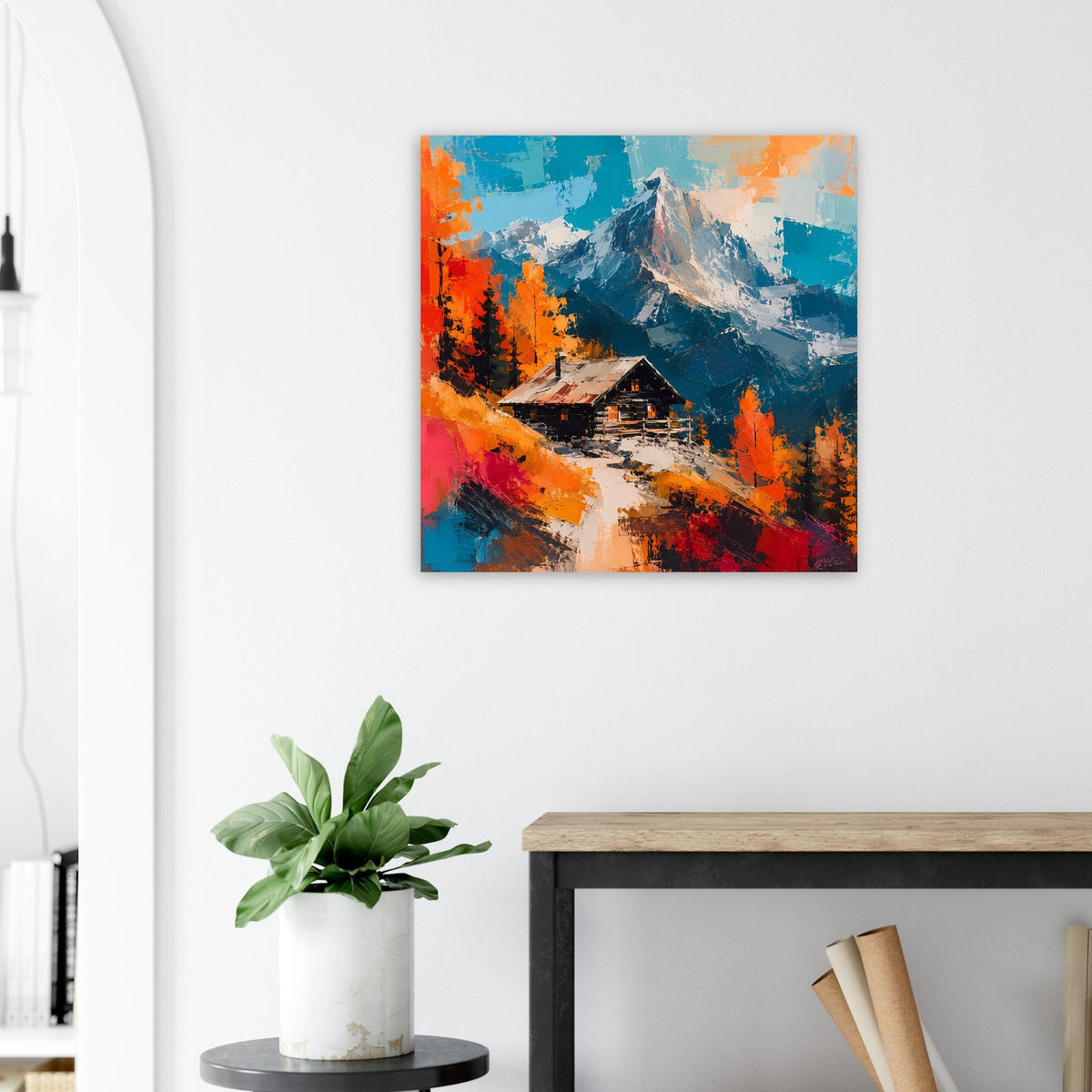 Quadratisches Wandposter mit Bergpfad und Hütte, kontrastreichen Farben in Blau und Orange.