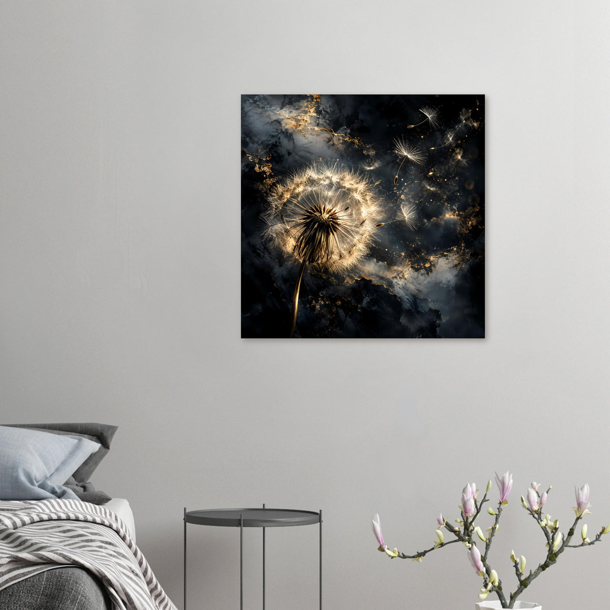 Kleines Mattes Poster mit goldener Pusteblume und Funken auf dunklem Hintergrund