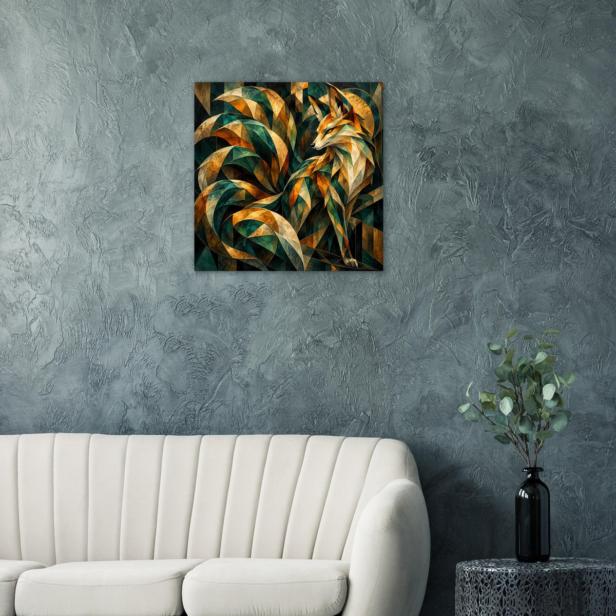 Quadratisches Kunstposter mit Fuchs und wirbelnden Prismenformen in Smaragdgrün und Gold