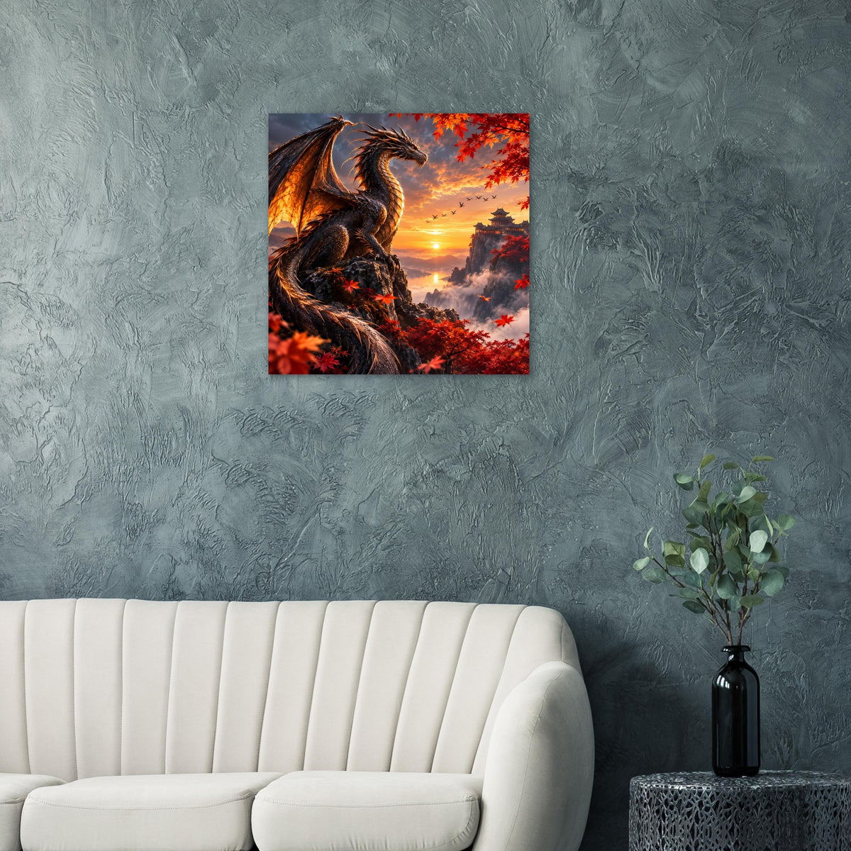 Quadratisches Poster: dunkler Drache im Vordergrund vor orangefarbenem Sonnenuntergang