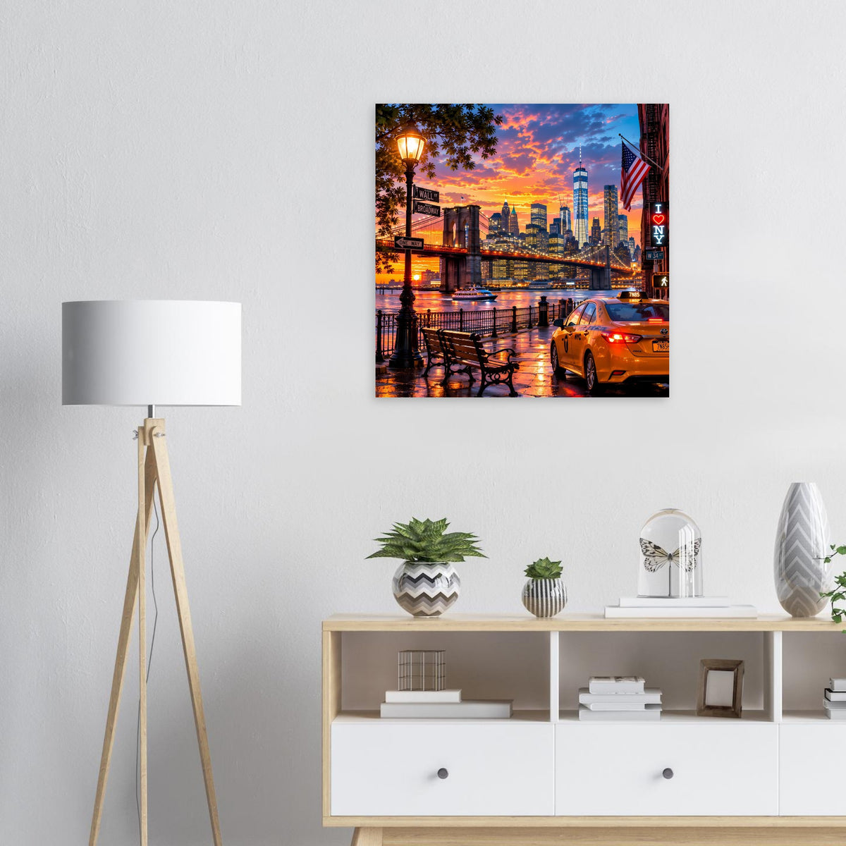 Wandposter mit Skyline, Brücke bei Sonnenuntergang und orangefarbenem Taxi im Vordergrund