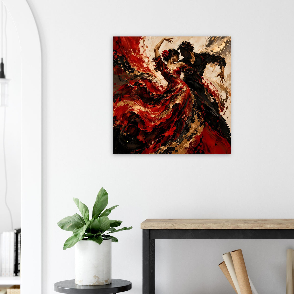 Poster mit Flamenco-Tänzerin in Rot und Schwarz, goldfarbene Farbspritzer im Hintergrund