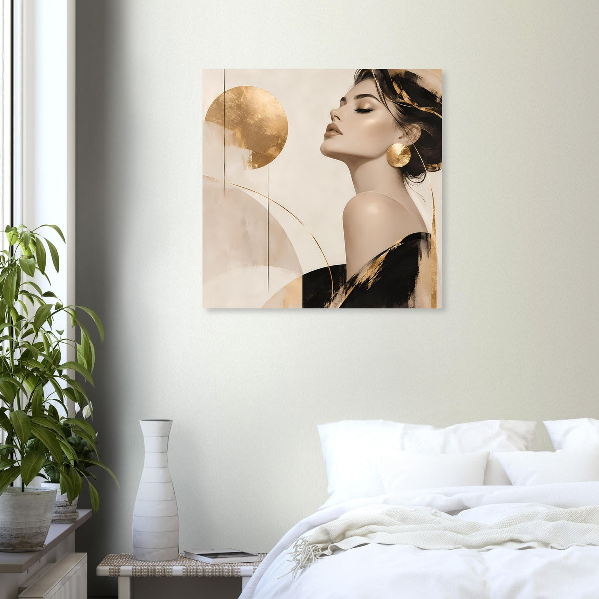 Quadratisches Wandposter mit Porträt einer Frau im Profil, goldene Ohrringe