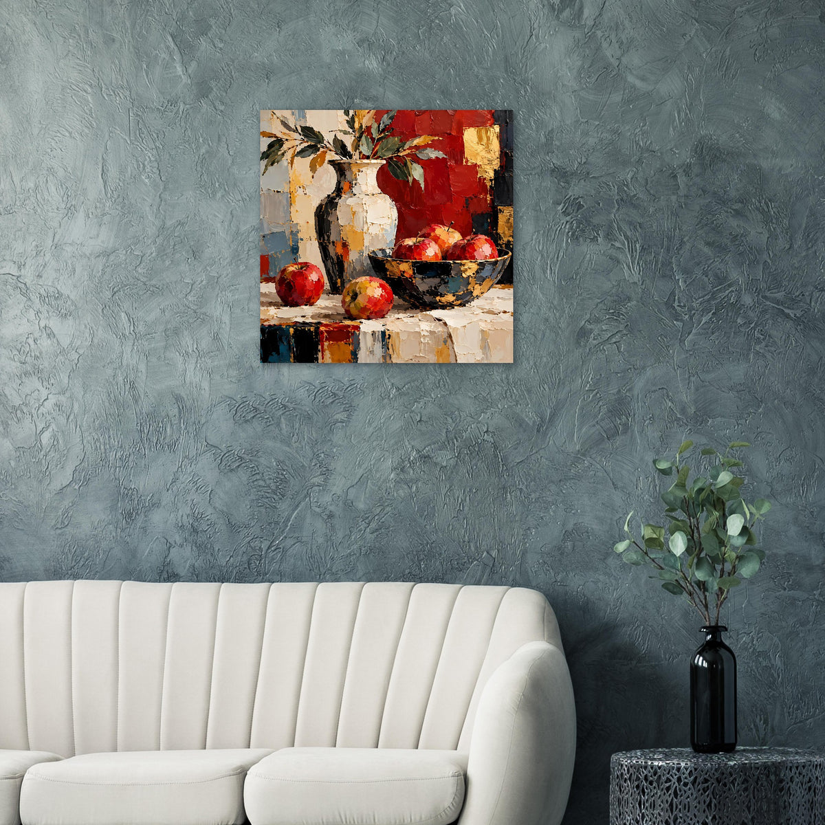 Gerahmtes Kunstposter mit Stillleben-Vase, Schüssel und roten Früchten in Rot-Gold-Tönen